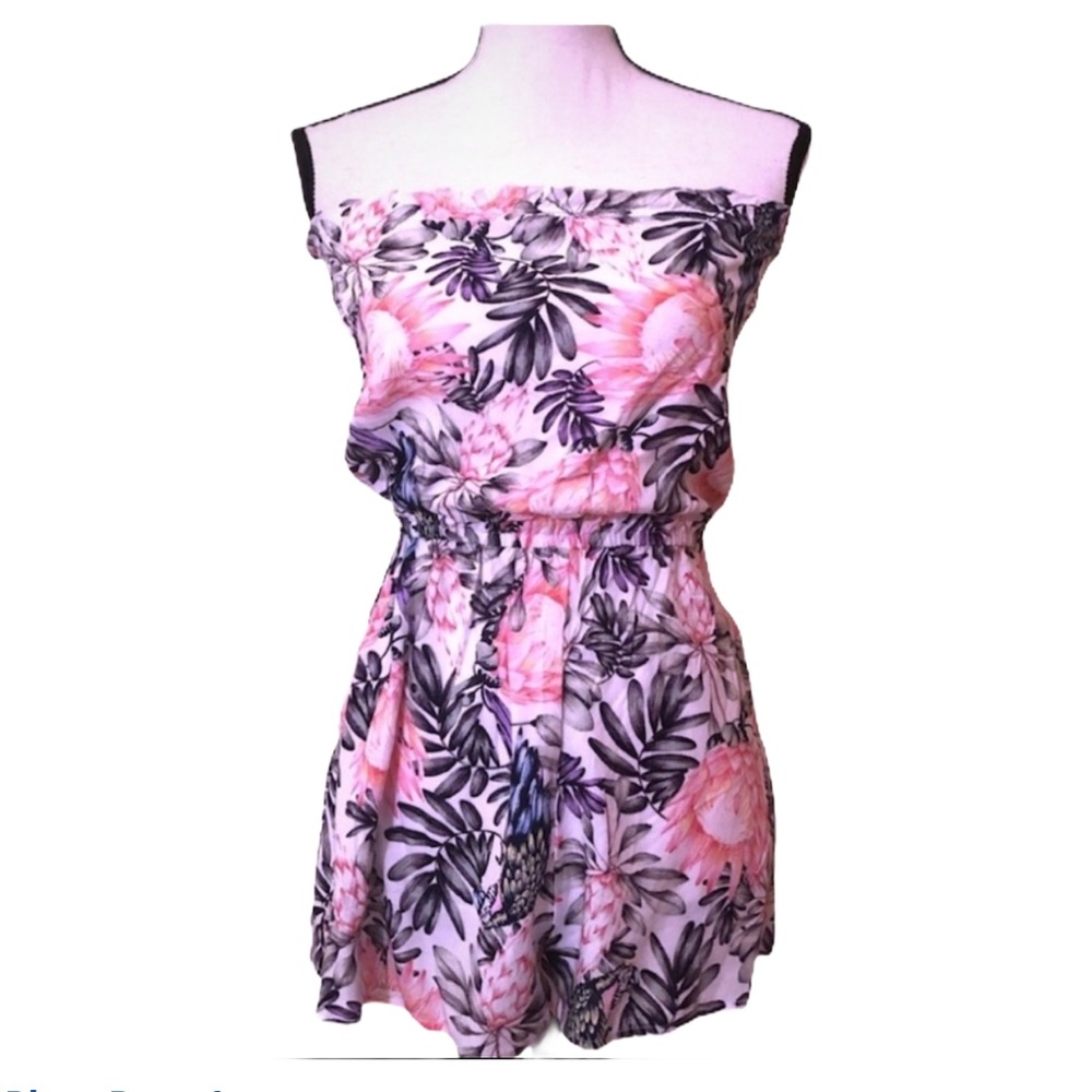 🆕 Strapless Floral Romper